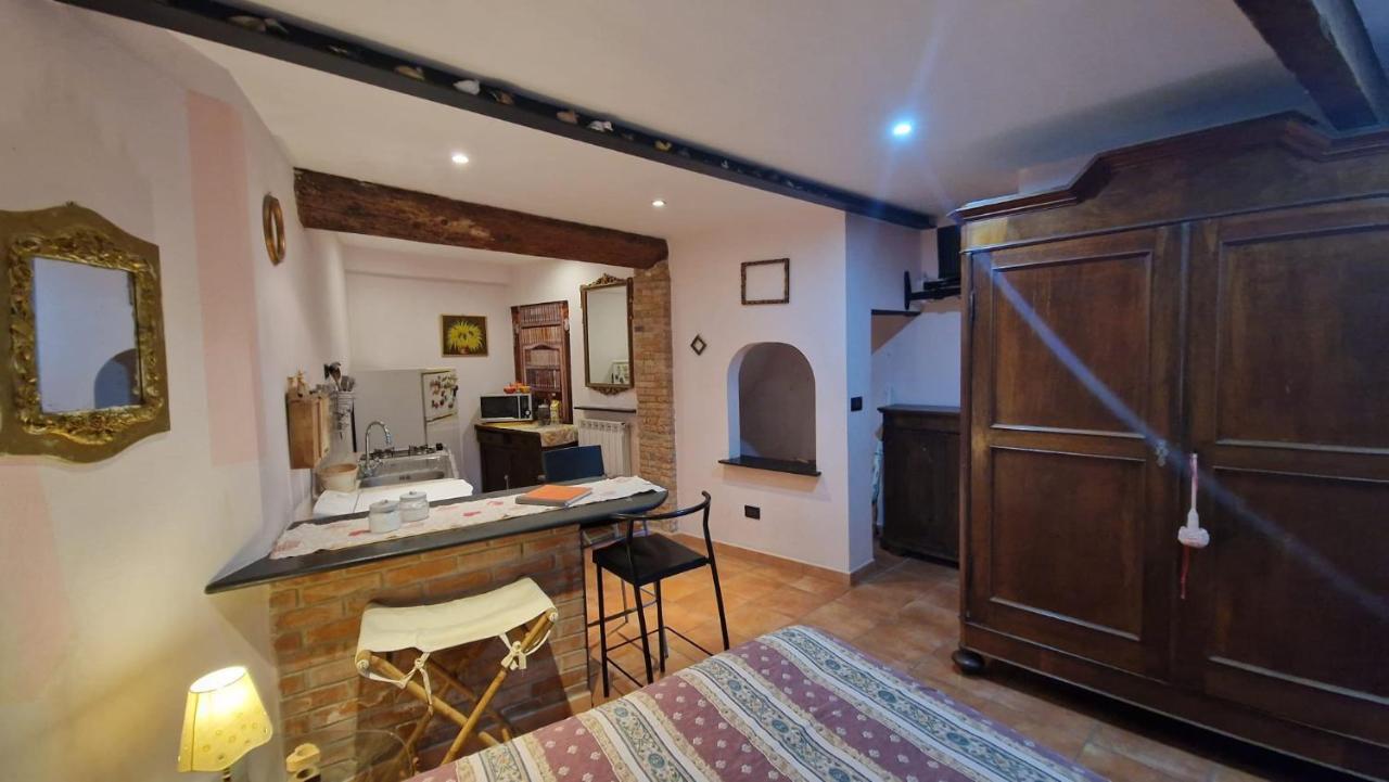 Ferienwohnung Monolocale In Tipica Casa Ligure Genua Exterior foto
